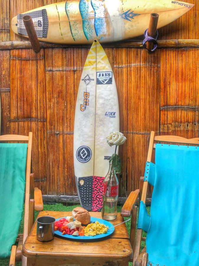 Iguana Beach House Hostel Montanita Exterior photo